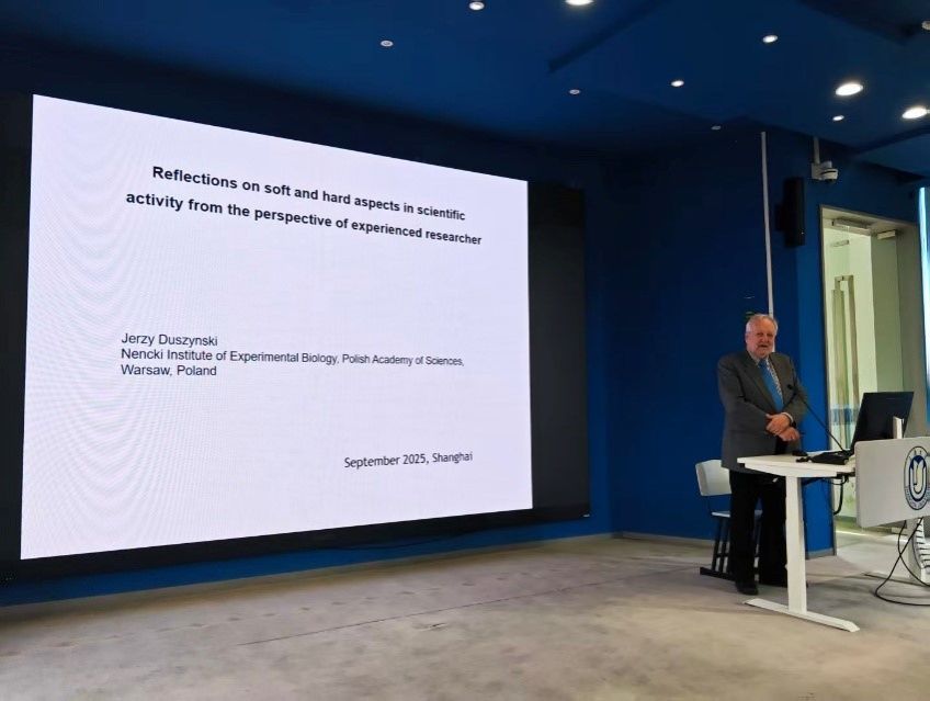 20250929-12.jpg 20250929-12.jpg